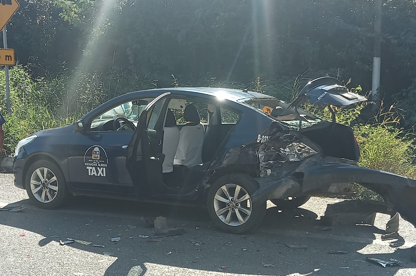 Mujer taxista de José María Morelos chocó y fue ingresada al hospital con lesiones graves Mujer taxista de José María Morelos chocó y fue ingresada al hospital con lesiones graves