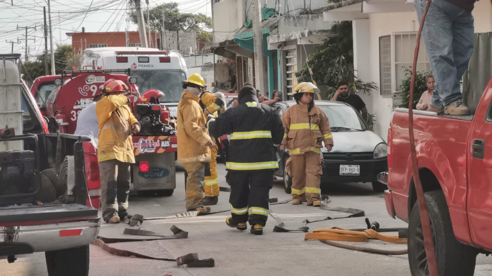 El siniestro no pasó a mayores y tampoco hubo personas lesionadas El siniestro no pasó a mayores y tampoco hubo personas lesionadas