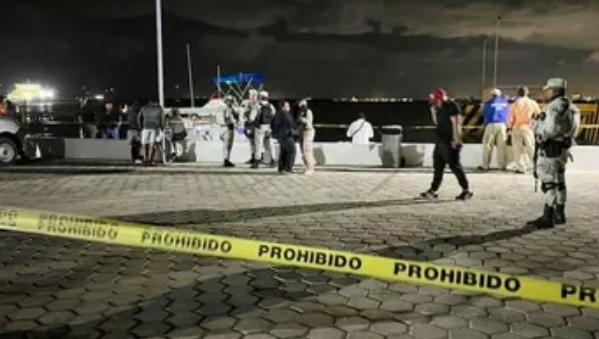 Según los primeros reportes, en la embarcación viajaban 19 personas