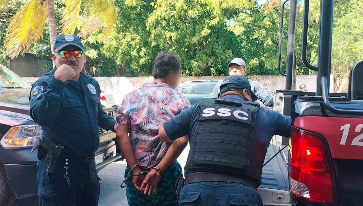El hombre intentó darse a la fuga en un auto, pero no llegó lejos. El hombre intentó darse a la fuga en un auto, pero no llegó lejos.