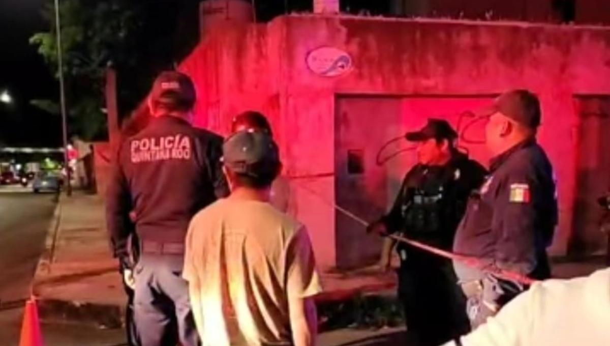 La persona adulta resultó con Se hizo entrega a la viuda del último uniforme que portara en vida elemento policial. La persona adulta resultó con Se hizo entrega a la viuda del último uniforme que portara en vida elemento policial.