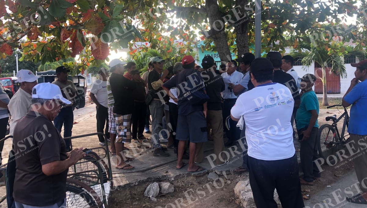 Los campesinos tuvieron un enfrentamiento con el representante de Bachoco Los campesinos tuvieron un enfrentamiento con el representante de Bachoco