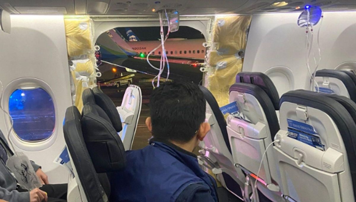 Un vuelo de Alaska Airlines debió aterrizar de emergencia luego de perder en el aire una de sus ventanillas