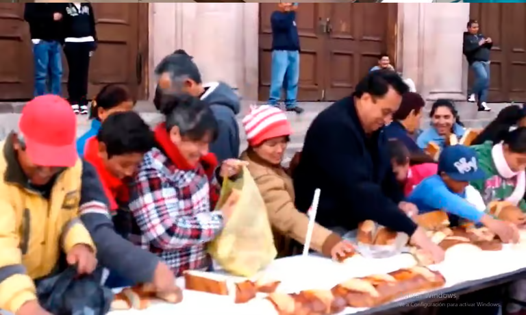 Así fue como desaparecieron la Rosca de Reyes en sólo segundos
