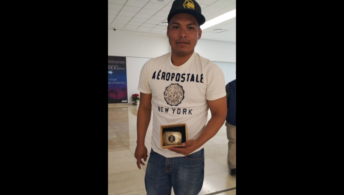 Finalmente, dijo que desde los 14 años de edad comenzó su afición a la charrería y su meta es llegar a ser campeón nacional