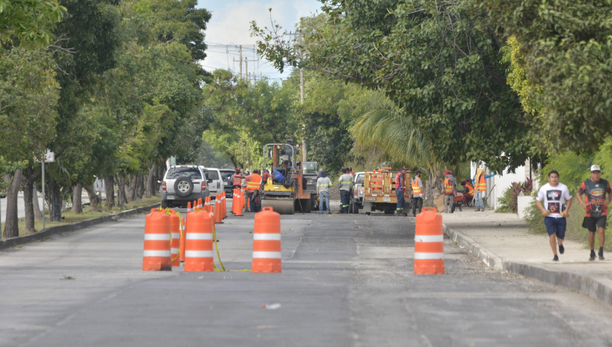 Criticas y denuncias de ciudadanos por proyectos de pavimentación sin planificación, que quedarán a medias como todos los trabajos que se realizan actualmente. Criticas y denuncias de ciudadanos por proyectos de pavimentación sin planificación, que quedarán a medias como todos los trabajos que se realizan actualmente.