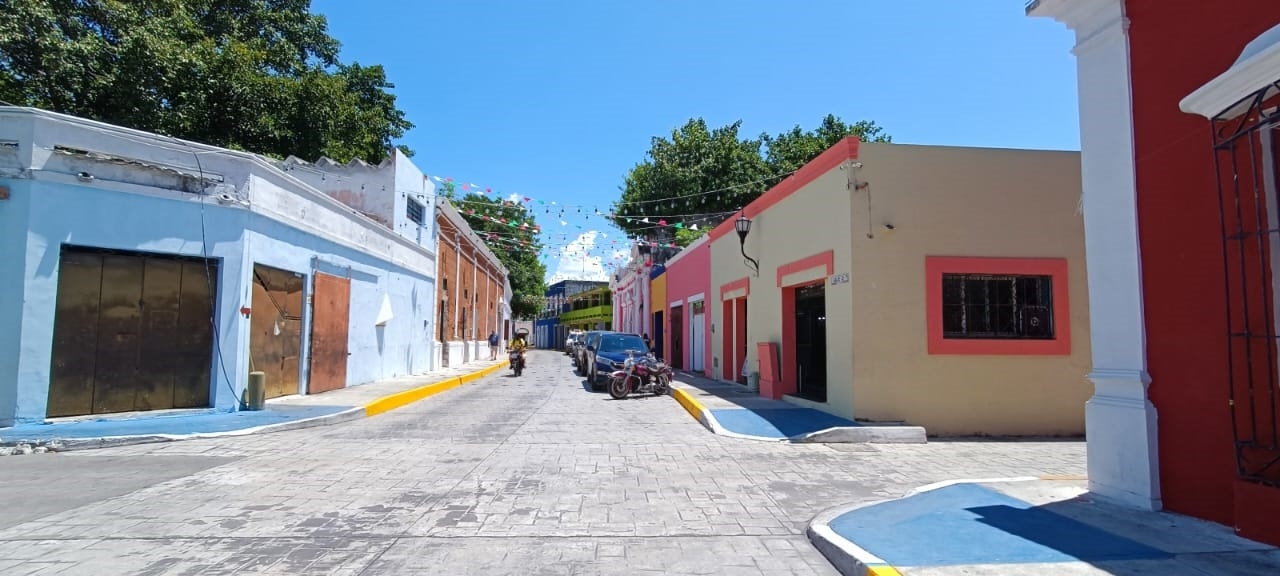 Estas familias que llevan años en estos asentamientos hasta cierto punto irregulares Estas familias que llevan años en estos asentamientos hasta cierto punto irregulares