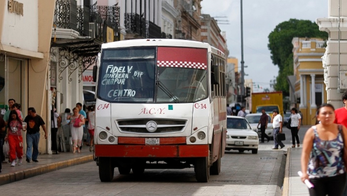 La Alianza de Camioneros de Yucatán se fundó el 11 de julio de 1930 La Alianza de Camioneros de Yucatán se fundó el 11 de julio de 1930