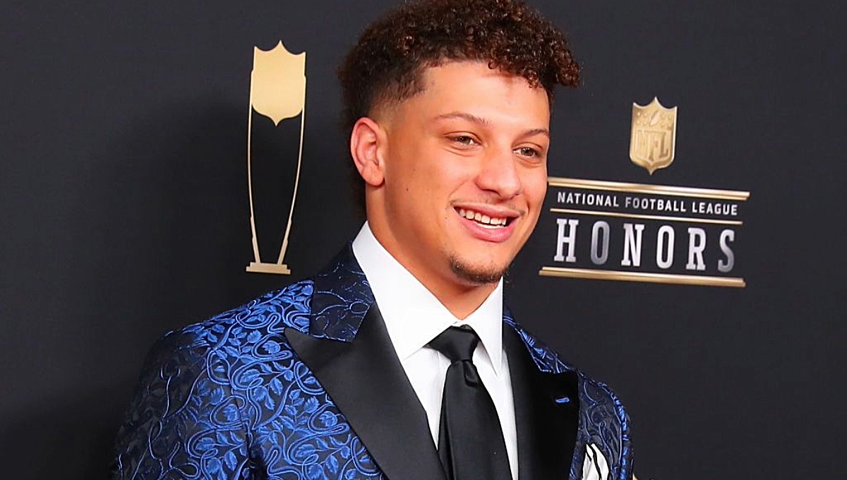 Mahomes, cabeza de Chiefs