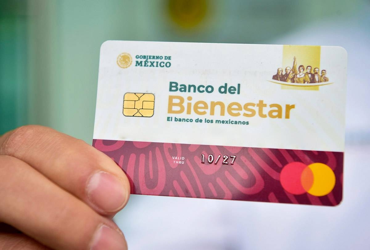 Continúa la entrega de tarjetas del Bienestar en Yucatán