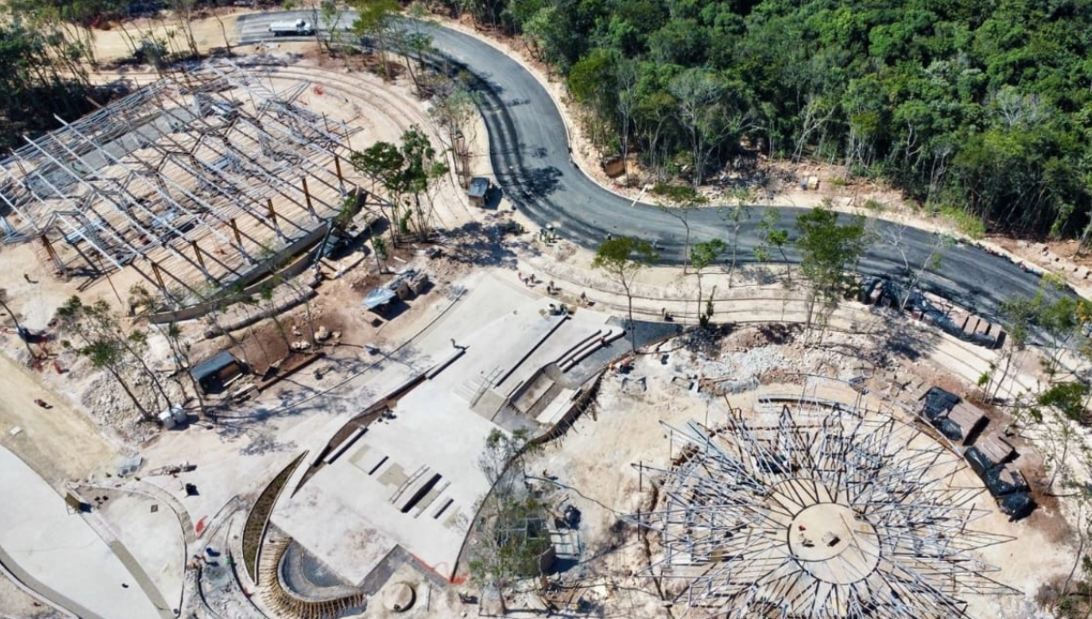 Se trata de una más de las obras que acompañan al Tren Maya, a través del Programa de Mejoramiento Urbano; se encuentra a 400 metros de la antigua ExpoFer.