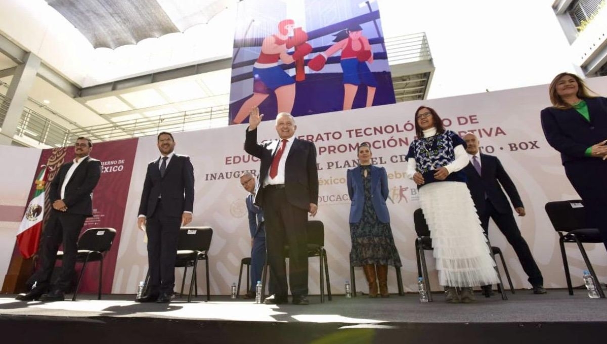El presidente Andrés Manuel López Obrador inauguró este lunes en Tepito el Bachillerato Tecnológico de Educación y Promoción Deportiva El presidente Andrés Manuel López Obrador inauguró este lunes en Tepito el Bachillerato Tecnológico de Educación y Promoción Deportiva