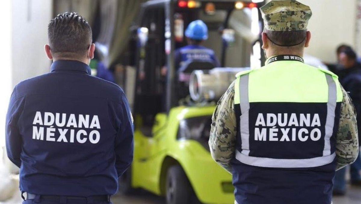 Ante la acusación de que integrantes de la Semar en la aduana del aeropuerto cobraron entre 30 y 60 mil pesos a galerías que expusieron en Zona Maco, el AICM aclaró al respecto Ante la acusación de que integrantes de la Semar en la aduana del aeropuerto cobraron entre 30 y 60 mil pesos a galerías que expusieron en Zona Maco, el AICM aclaró al respecto