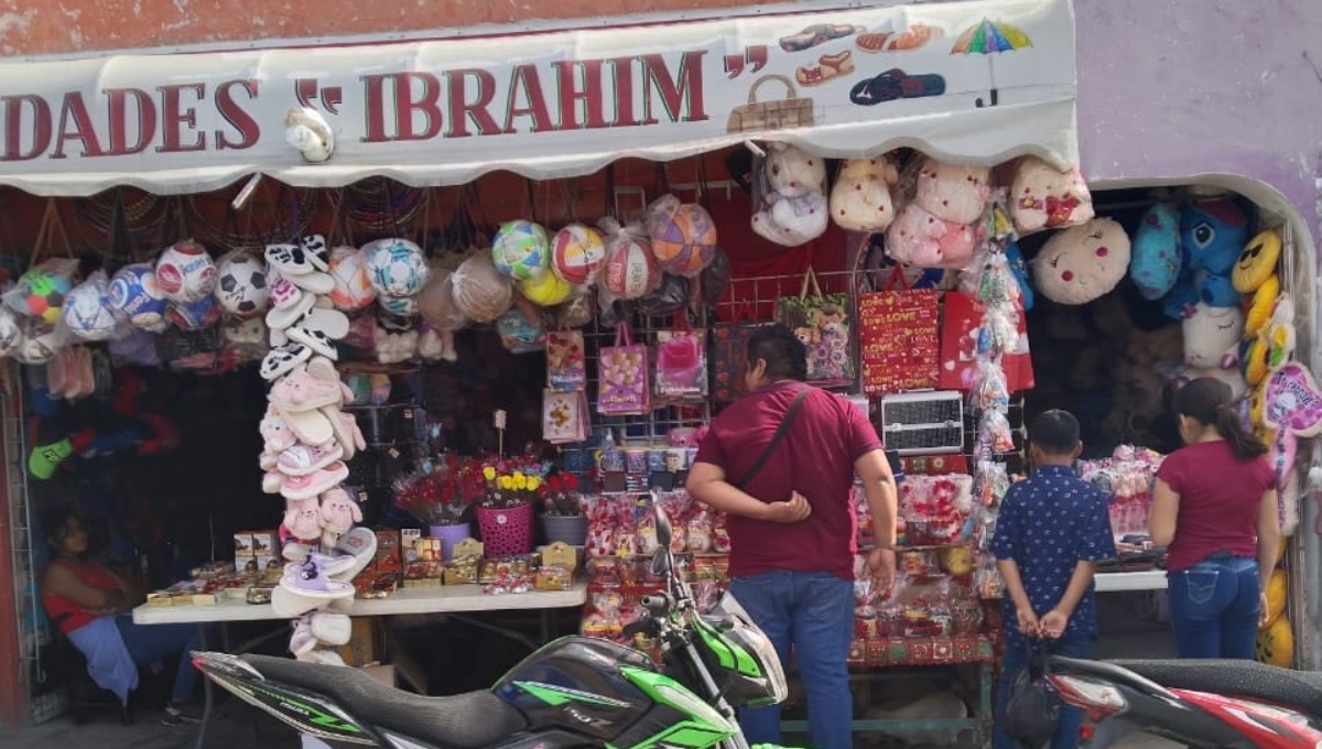 Gran número de pobladores compró regalos para sus seres queridos