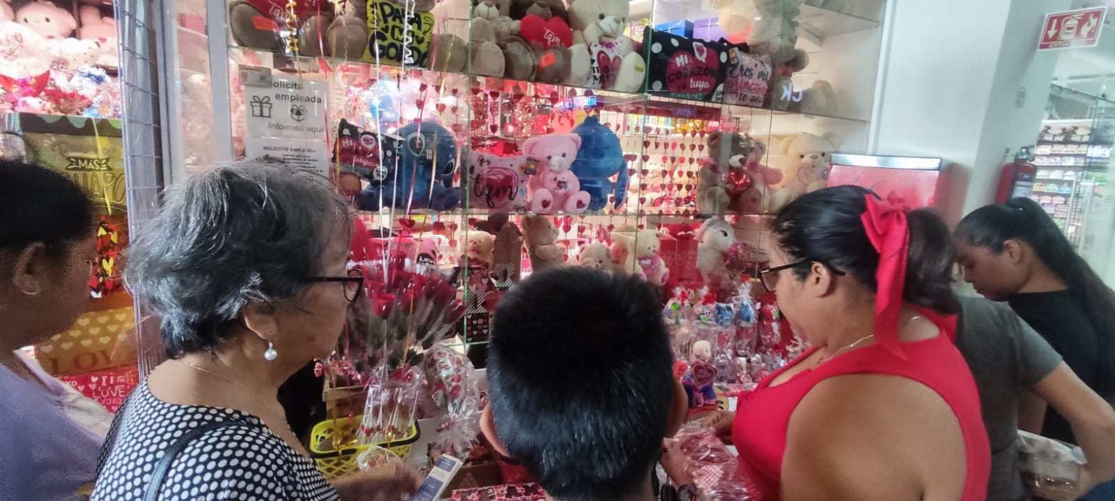 Los comerciantes aprovechan la alta demanda con promociones especiales Los comerciantes aprovechan la alta demanda con promociones especiales
