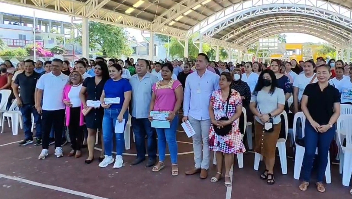 El propósito es que las niñas, niños y adolescentes cuenten con mejores instalaciones educativas El propósito es que las niñas, niños y adolescentes cuenten con mejores instalaciones educativas