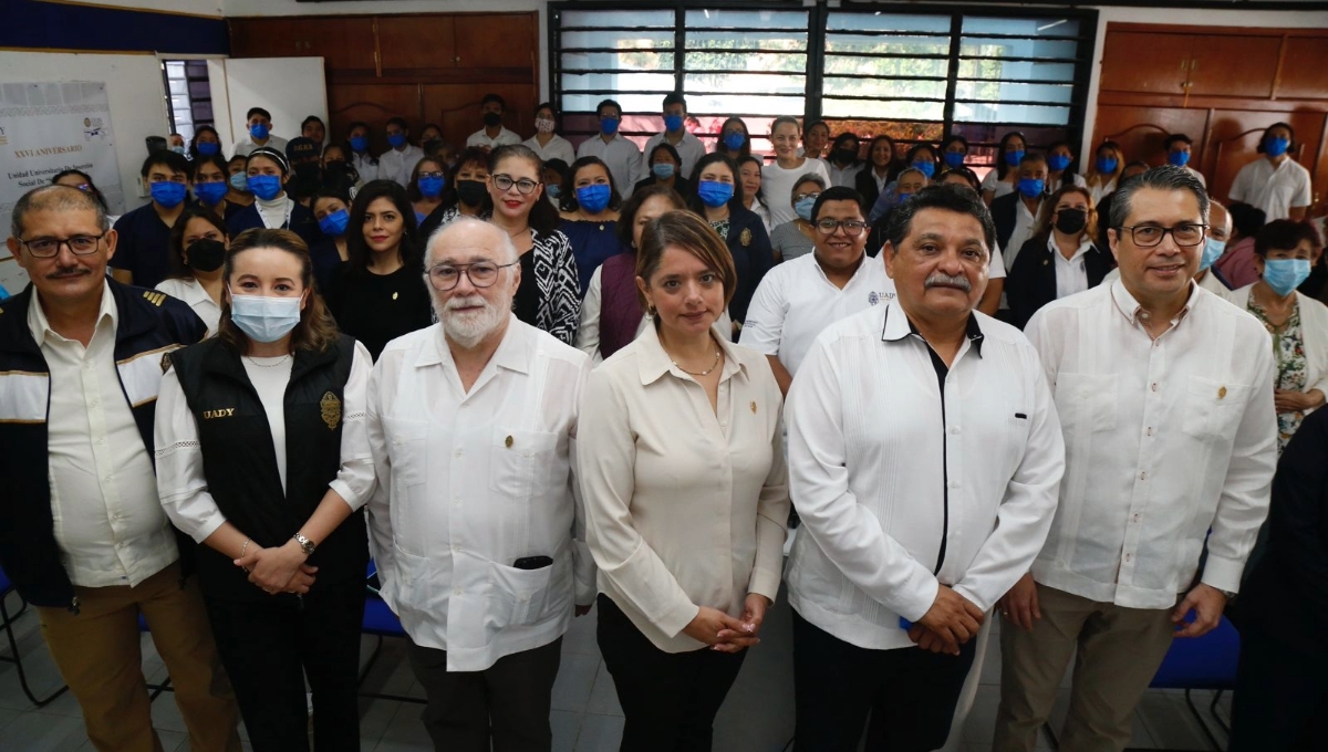 La universidad ofrece casi 6 mil servicios