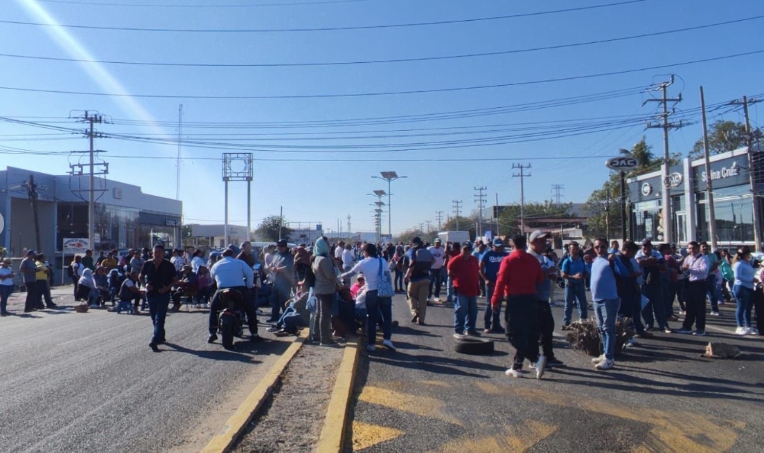 La dirigencia sindical afirmó que la protesta docente fue un intento de negociar demandas laborales, políticas y sociales con las autoridades federales La dirigencia sindical afirmó que la protesta docente fue un intento de negociar demandas laborales, políticas y sociales con las autoridades federales