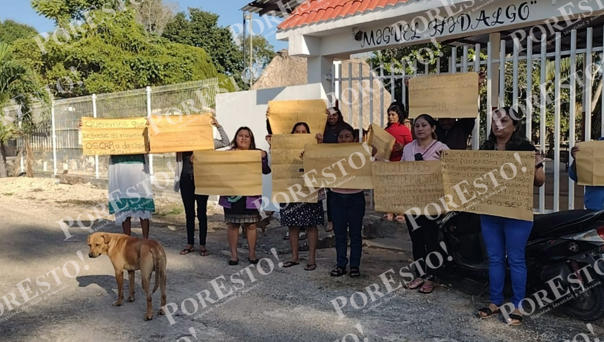 Ante la falta de solución a la demanda de los padres de familia de la escuela primaria indígena de la comunidad de San Luis