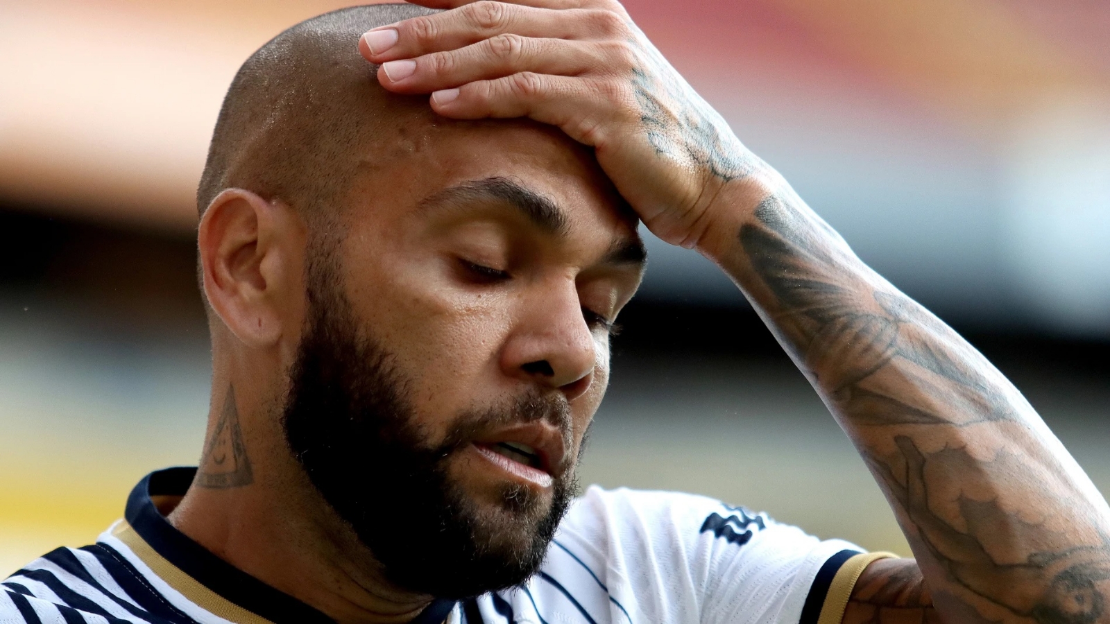 Eliminan a Dani Alves de la lista de 'Leyendas del Barcelona'