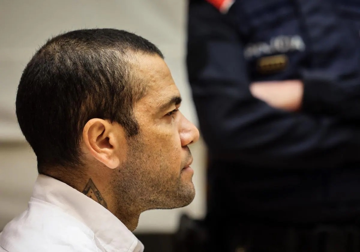 Hoy 5 de febrero inició el juicio contra Dani Alves, acusado de abuso sexual