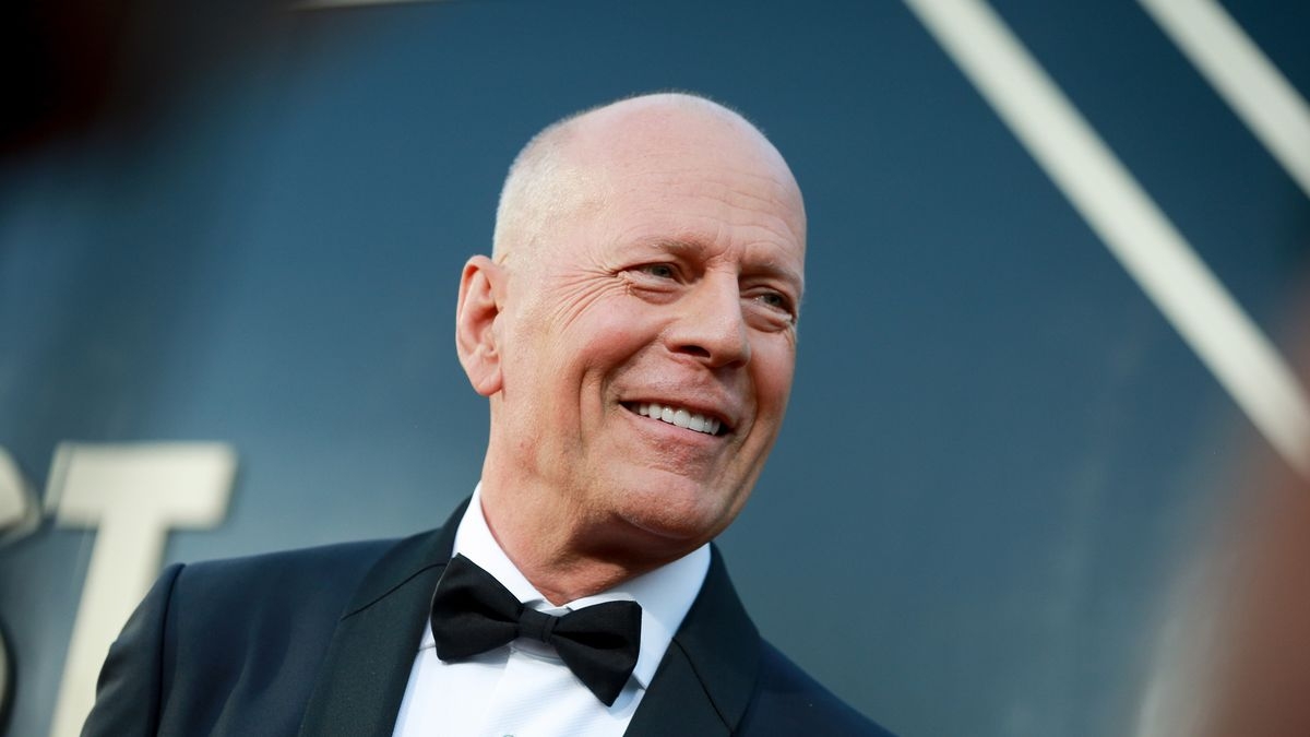 Así se ve Bruce Willis tras diagnóstico de demencia Así se ve Bruce Willis tras diagnóstico de demencia