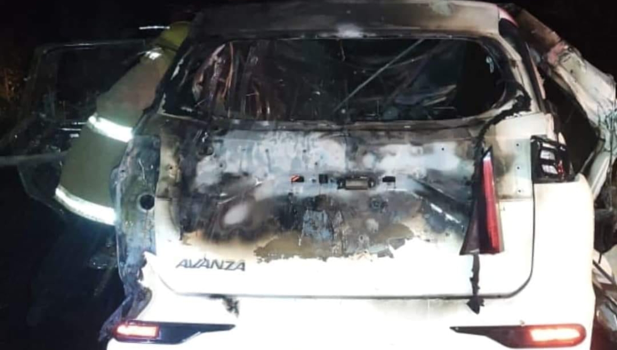 La pareja murió calcinada dentro de su auto en la vía Mérida-Valladolid