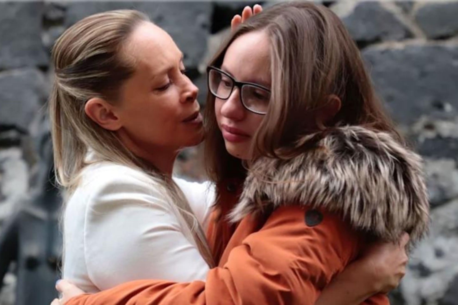 Ginny y Alexa Hoffman revelan tener pruebas más fuertes del abuso de Héctor Parra