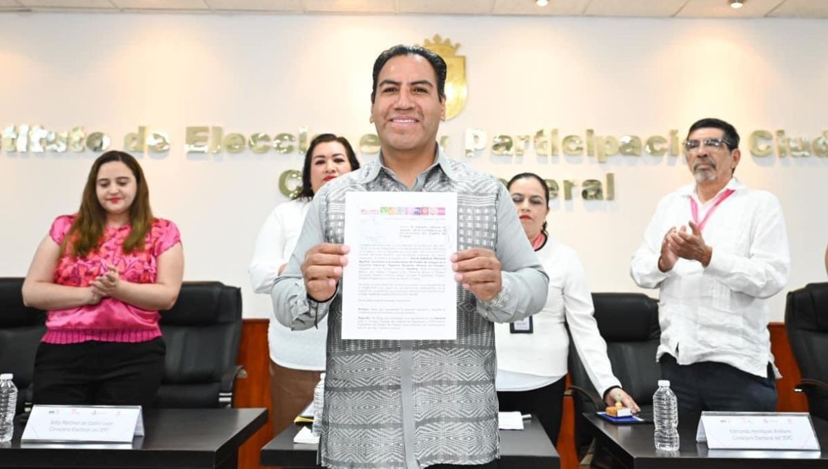 En su registro como candidato a la gubernatura de Chiapas, Eduardo Ramírez llamó a militantes y simpatizantes, para construir en unidad la nueva era de la Cuarta Transformación en el estado En su registro como candidato a la gubernatura de Chiapas, Eduardo Ramírez llamó a militantes y simpatizantes, para construir en unidad la nueva era de la Cuarta Transformación en el estado