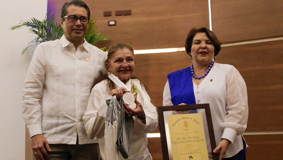 El evento estuvo presidido por el Rector de la UADY