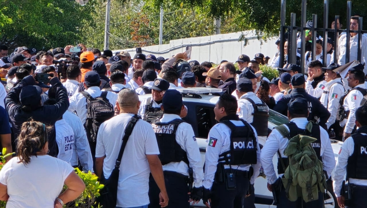 Policías en paro de Campeche aún no entregan grabaciones del "operativo fallido"