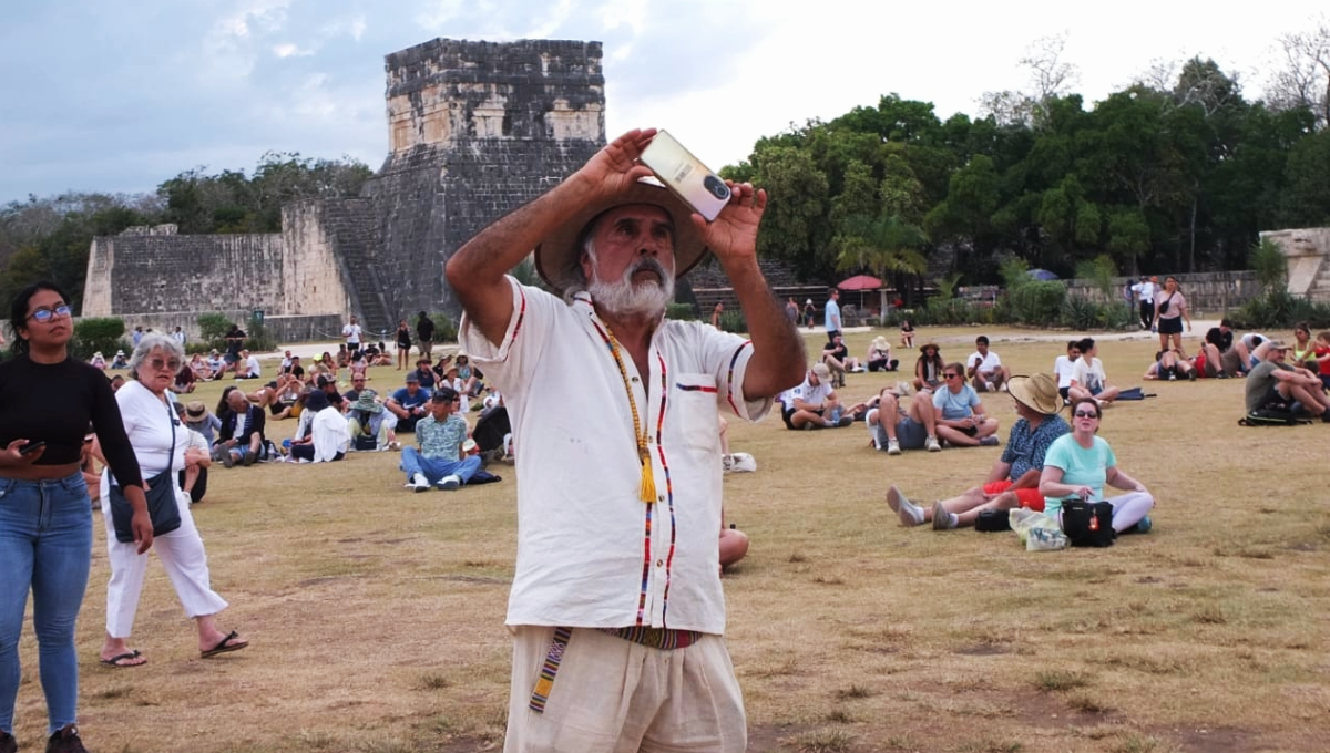Visitantes se quedaron con las ganas de verlo este martes Visitantes se quedaron con las ganas de verlo este martes