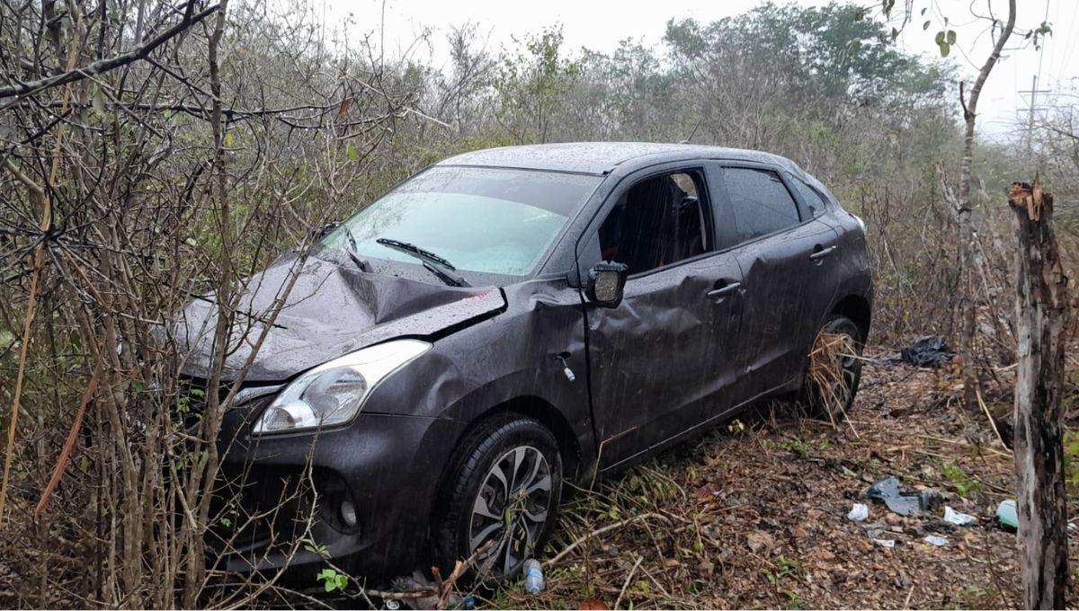 Así terminó el vehículo en la vía rápida de Campeche