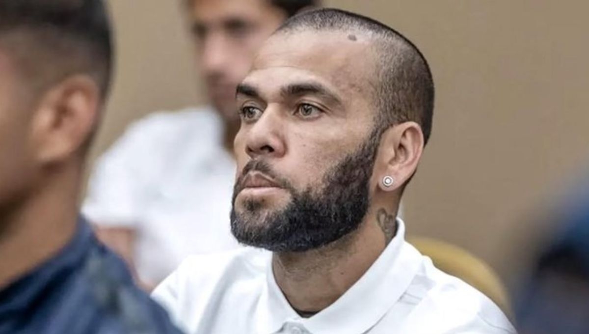 Dani Alves consigue libertad provisional tras pagar un millón de euros Dani Alves consigue libertad provisional tras pagar un millón de euros