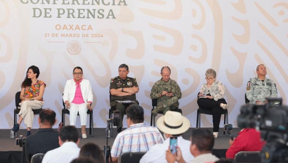 Andrés Manuel López Obrador resaltó la dedicación de su equipo al abordar exhaustivamente la violencia nacional y otros temas críticos, incluyendo la migración