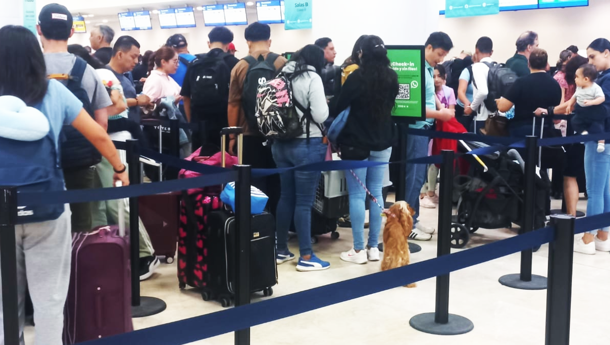 El aeropuerto de Cancún en promedio realiza 500 operaciones