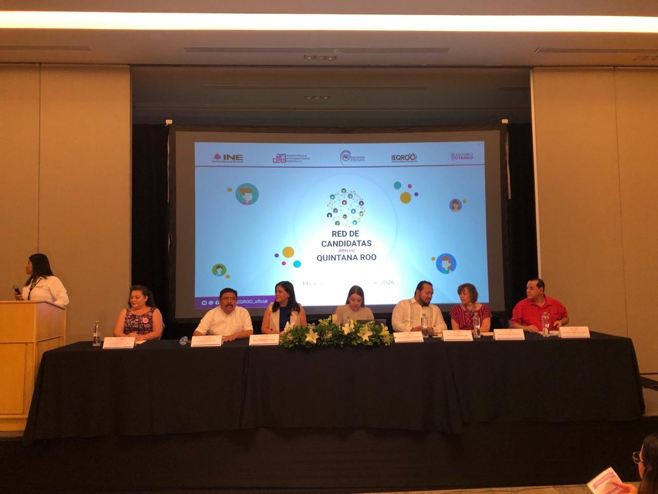 Se desconoce por qué no asistieron las candidatas el evento en Cancún Se desconoce por qué no asistieron las candidatas el evento en Cancún