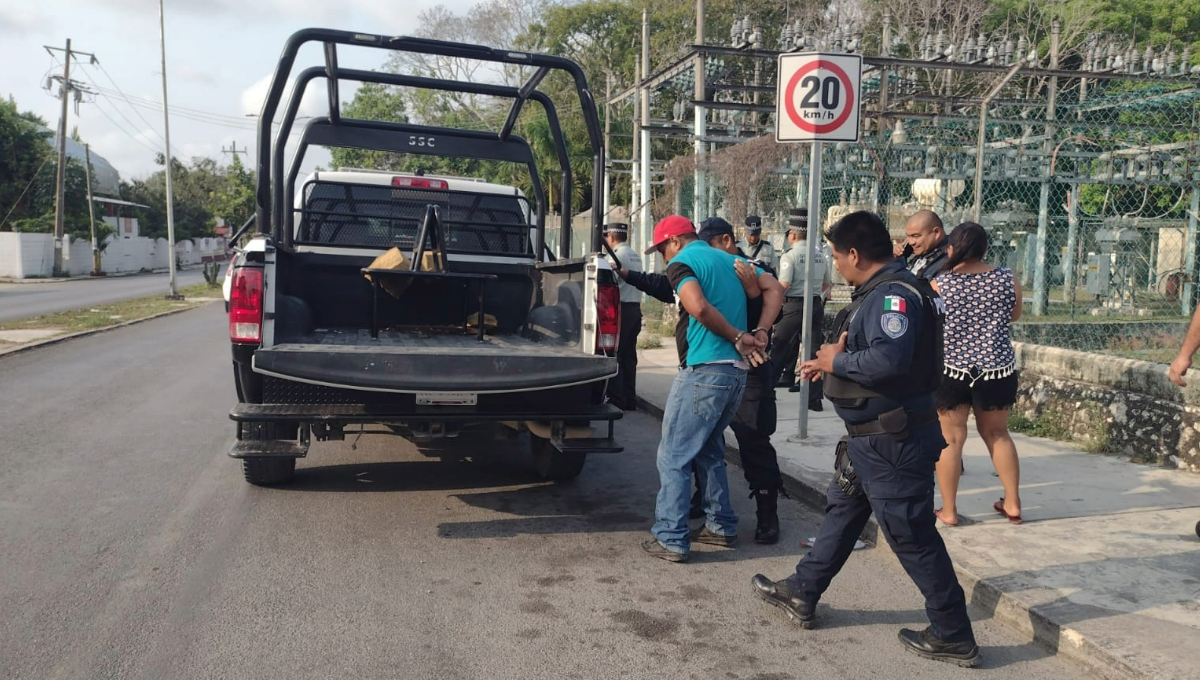 Fue en la avenida Constituyentes entre las calles 67 y 69 de la colonia Centro.