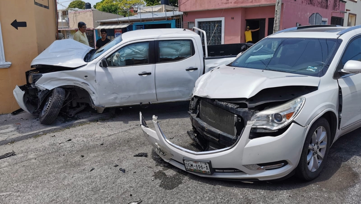 Paramédicos de la Cruz Roja Mexicana auxiliaron a los lesionados