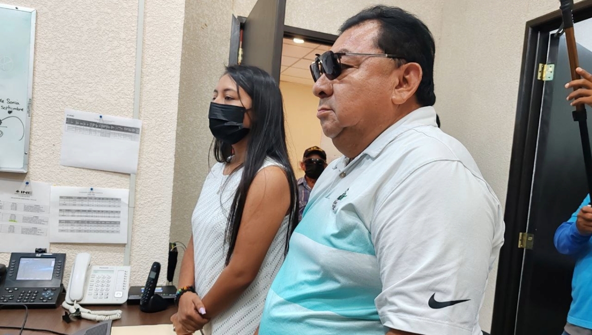 Aseguran que el consejero comenzó a lanzar ataques contra la carrera profesional del dirigente estatal