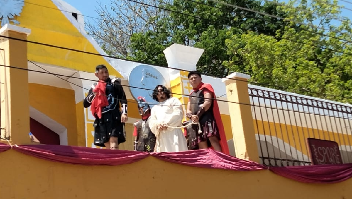 Con juicio encabezado por Poncio Pilatos inició la escenificación Con juicio encabezado por Poncio Pilatos inició la escenificación