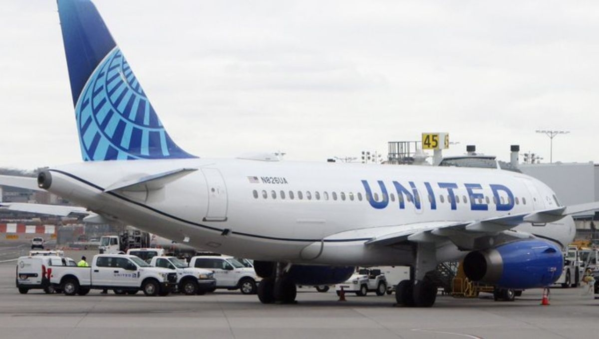El Boeing 787 de United Airlines se vio obligado a realizar un aterrizaje de emergencia en un aeropuerto alternativo de Nueva York El Boeing 787 de United Airlines se vio obligado a realizar un aterrizaje de emergencia en un aeropuerto alternativo de Nueva York