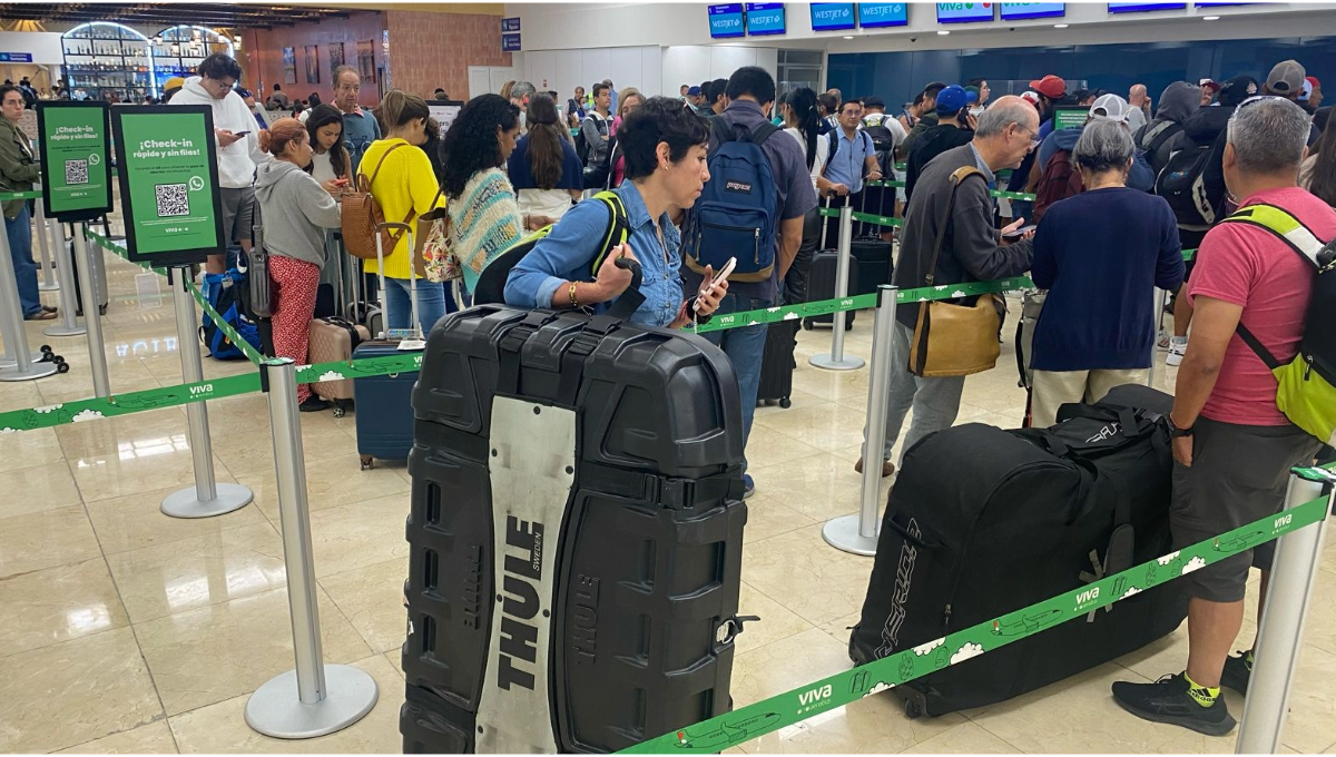 Hasta el momento han aterrizado cinco de los seis vuelos previstos entre las 00:45 y las 09:21 horas