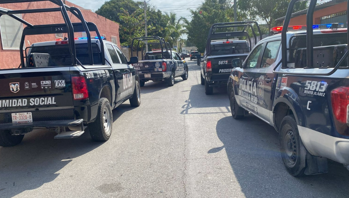 Un tercer sujeto que portaba el arma de fuego logró darse a la fuga entre los techos de las viviendas