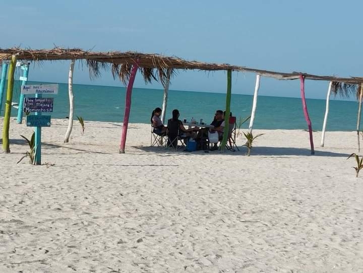Por altas temperaturas llegan más visitantes a Villa de Sabancuy