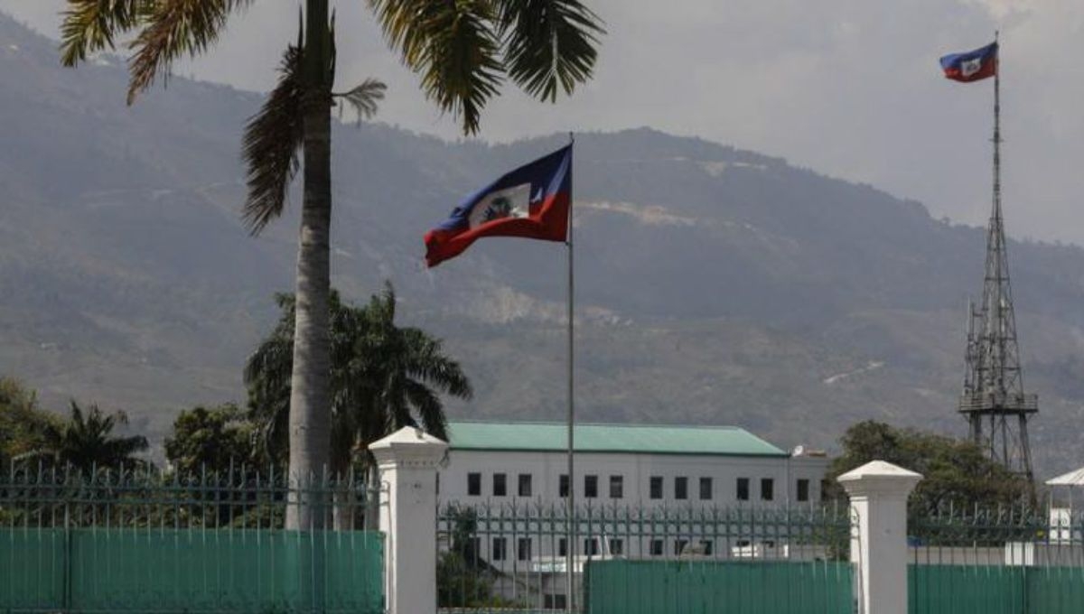 Ataque al Palacio Nacional de Haití deja cinco policías heridos, uno de gravedad