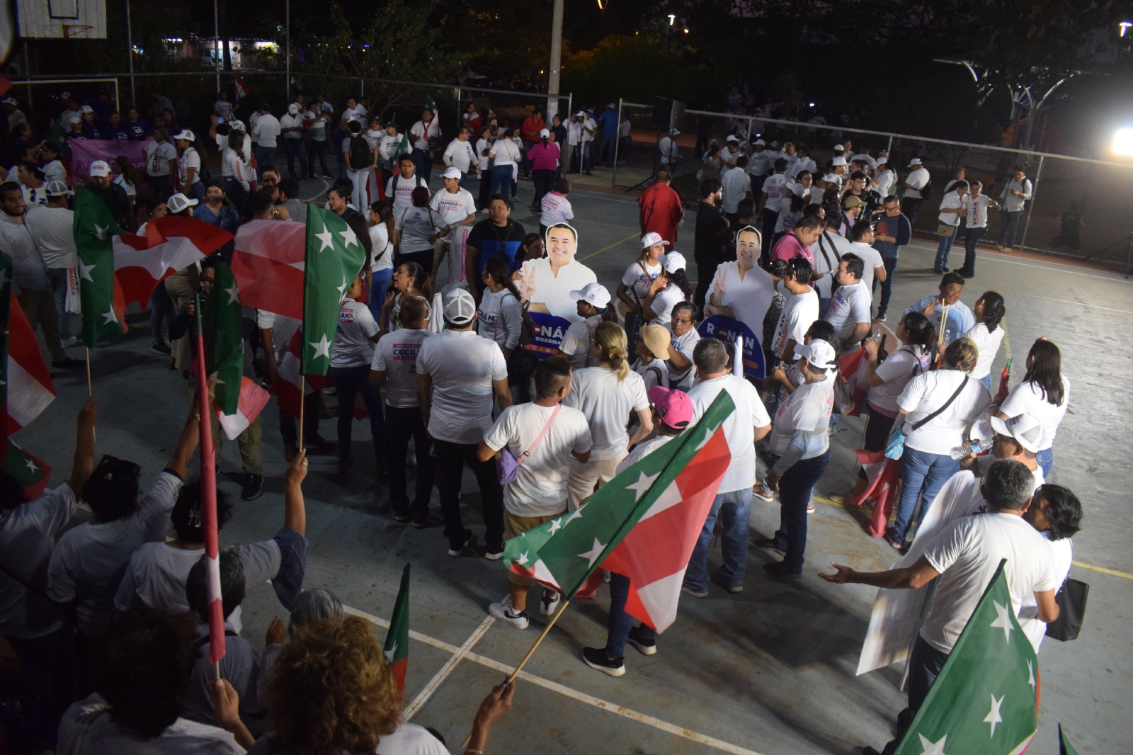 En el evento hubo más gente del partido de vecinos de Mérida