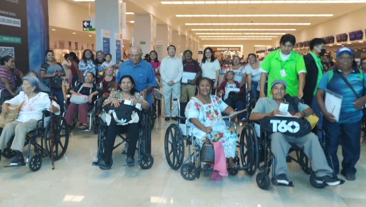 Alrededor de 27 abuelitos, de 157 registrados, visitarán a sus hijos en Estados Unidos
