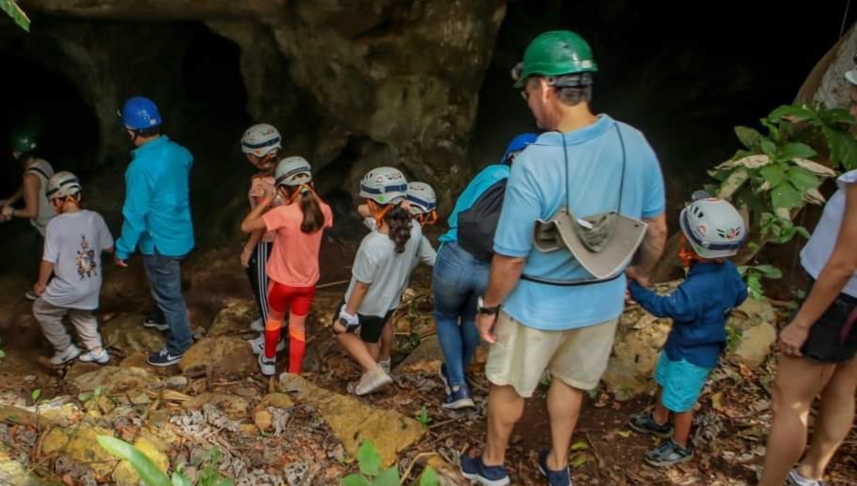 Pueblo Mágico de Tekax recibe el premio de Turismo de Aventura en el Tianguis Turístico 2024