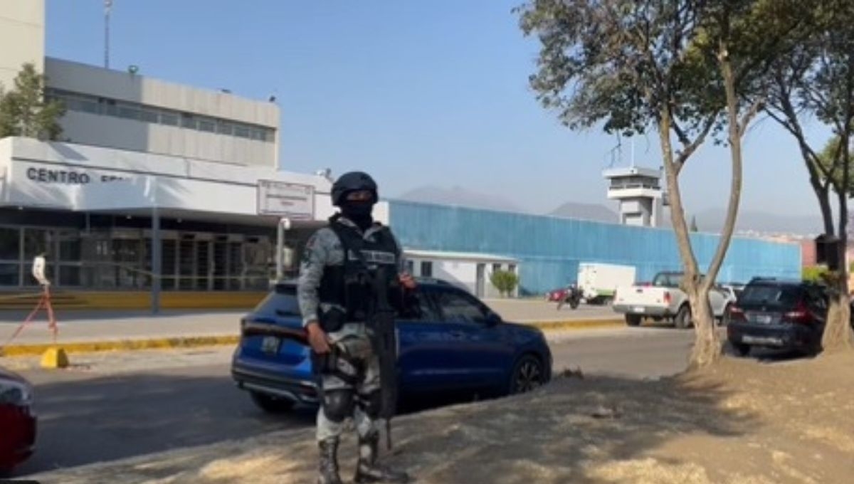Jesús Murillo Karam fue trasladado a arresto domiciliario bajo fuertes medidas de seguridad